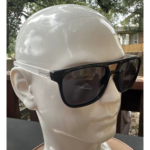 Nautica N3633SP 001 Gloss Black Crystal Grey Polarized Sunglasses 145-56-17 - Picture 1 of 9